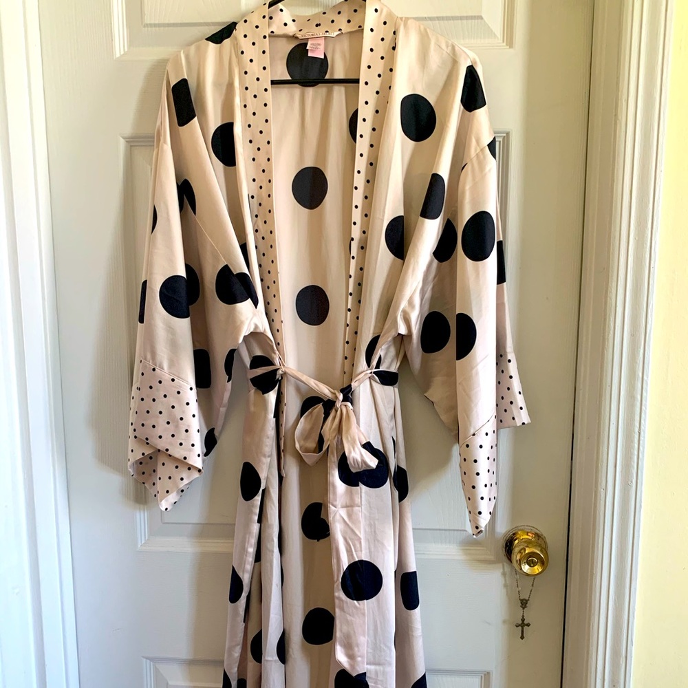 Victoria’s Secret kimono/bathrobe